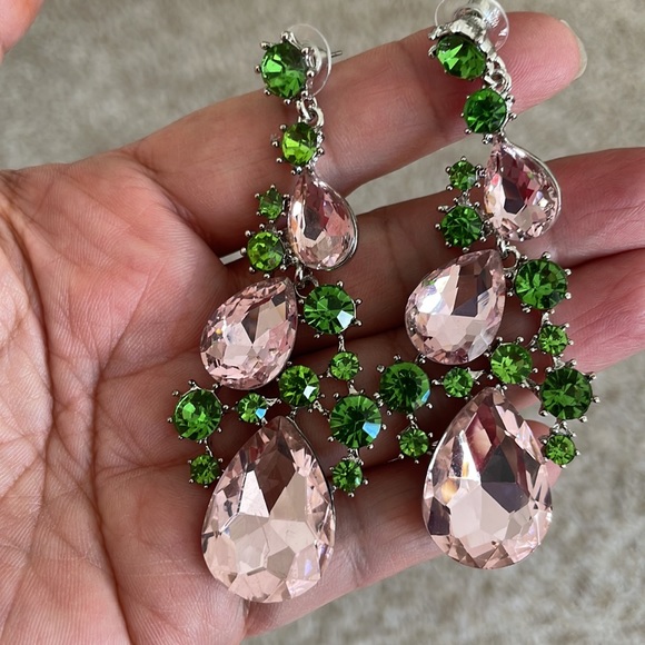Pink and green rhinestone earrings - Picture 8 of 11